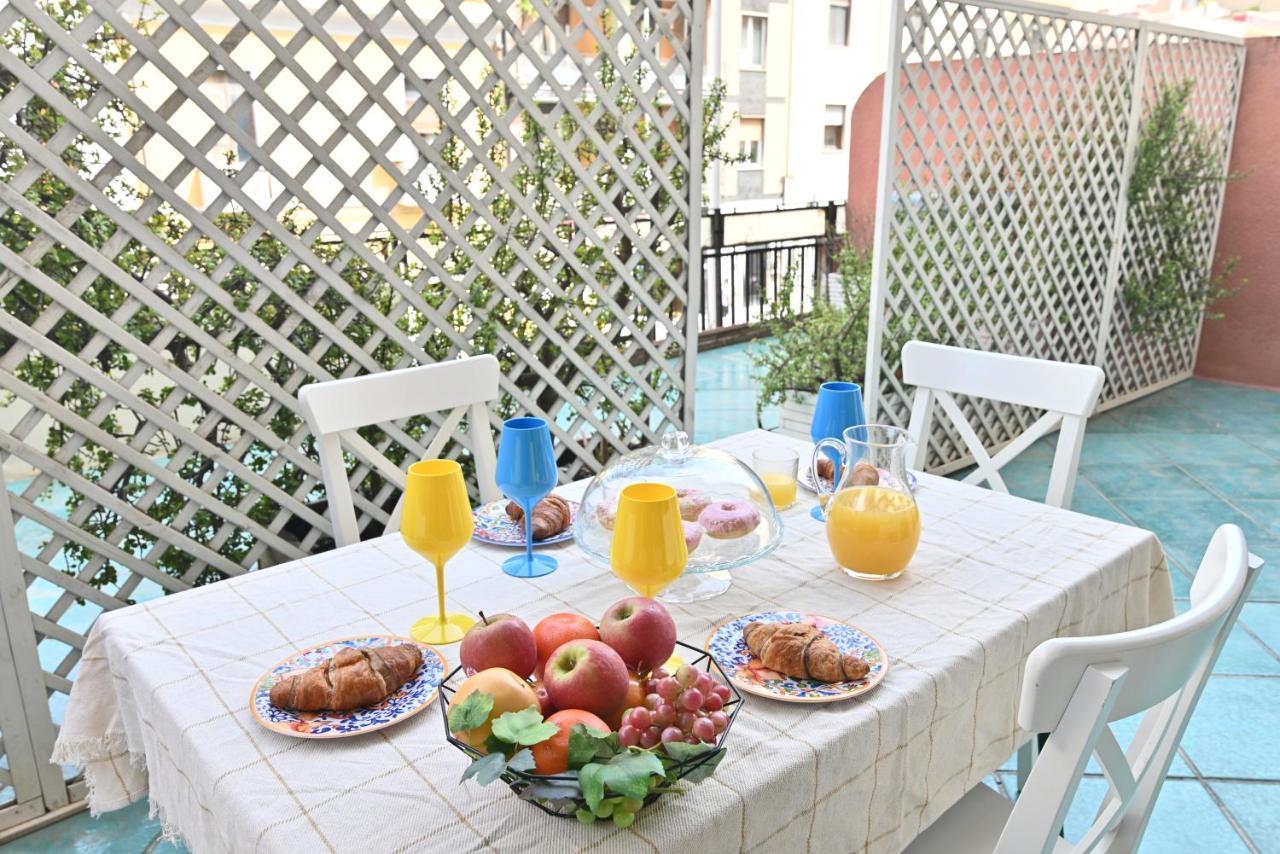 Izzhome Holiday Terrace Каляри Екстериор снимка